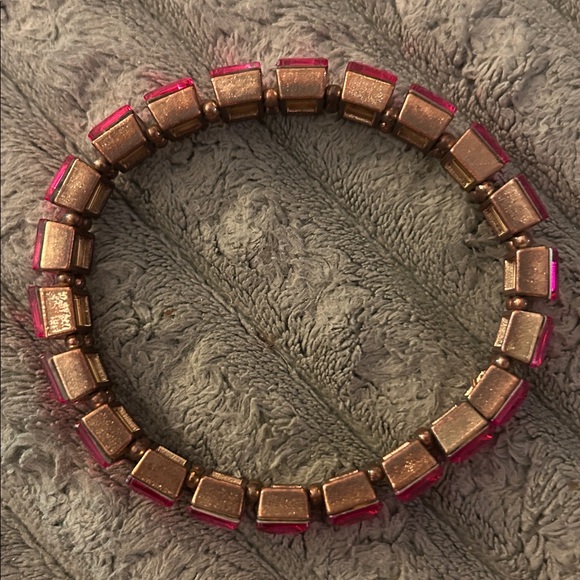 Women’s Plus Size Pink Sparkly Stones Stretch Bracelet Size Large - Picture 4 of 11